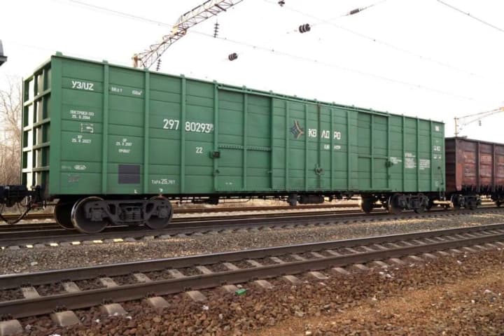 tse-ne-hra-u-khmelnytskomu-z-dakhu-vahona-znialy-pidlitka-yoho-vdarylo-strumom