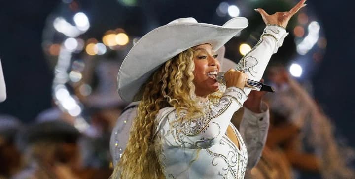 beionse-osoromylasia-pid-chas-svoho-turu-tekhnichnyi-konfuz-na-stseni-y-problemy-z-prodazhem-kvytkiv