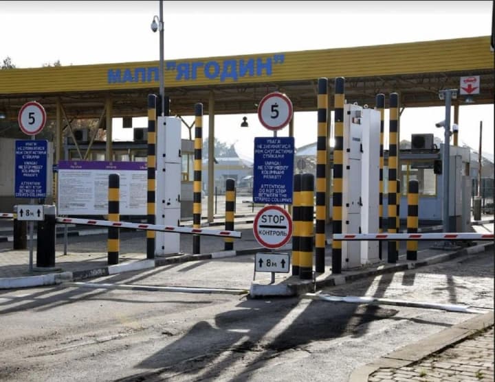 the-yahodyn-dorohusk-checkpoint-on-the-polish-border-has-been-unblocked-state-customs-service
