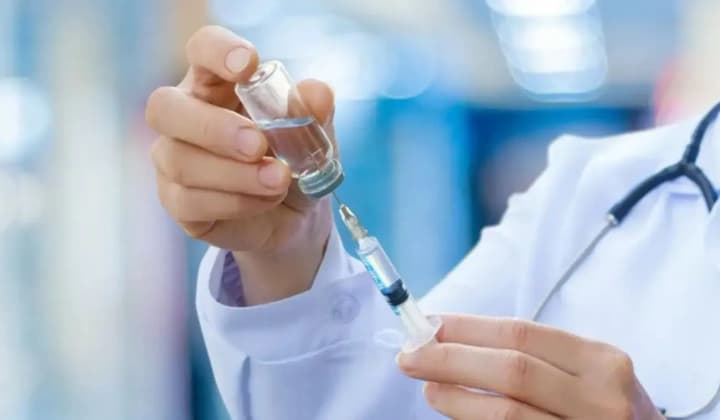 spor-po-povodu-soderzhaniya-vazhnoi-informatsii-sud-obyazal-glavu-yevrokomissii-pokazat-perepisku-s-pfizer-o-zakupke-vaktsini