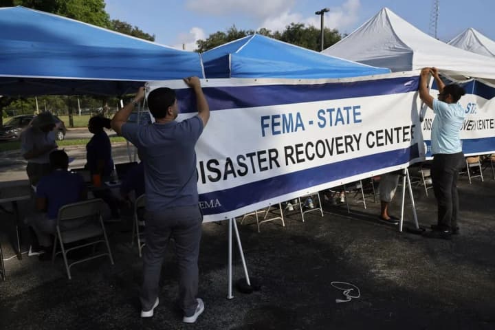 ssha-ne-hotovi-do-sezonu-urahaniv-cherez-skorochennia-shtatu-vidpovidnykh-sluzhb-zmi