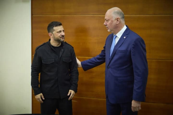 zelenskii-vstretilsya-s-premerom-bolgarii-zhelyazkovim-o-chem-govorili