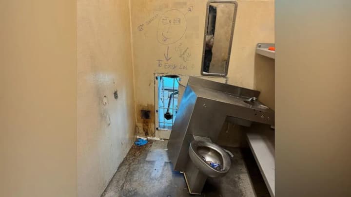 10-uviaznenykh-vtekly-z-amerykanskoi-viaznytsi-probyvshy-stinu