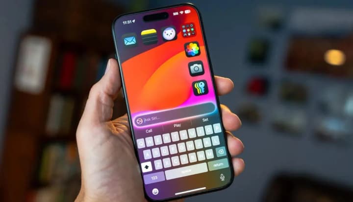 apple-skhozhe-rishuchi-udoskonalyty-llm-siri-pomichnyka-na-bazi-shtuchnoho-intelektu