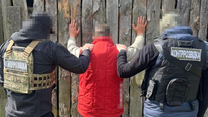 in-the-chernihiv-region-the-sbu-detained-an-agent-of-russian-intelligence-who-was-spying-on-the-defense-forces