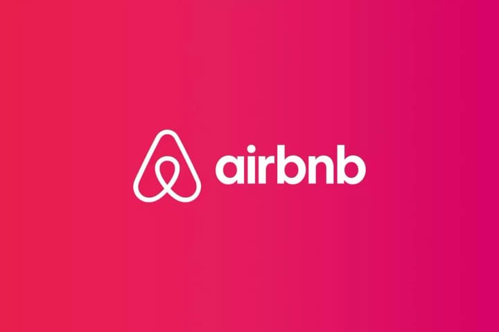 spain-forced-airbnb-to-remove-65000-listings-what-is-the-reason
