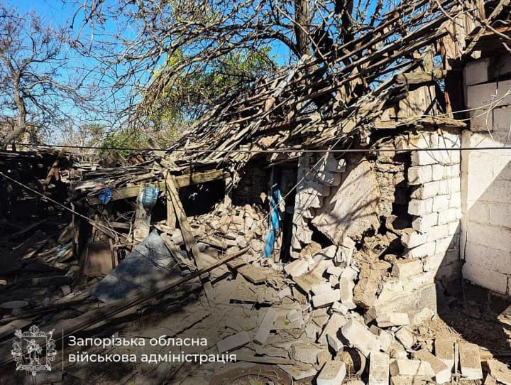 damaged-private-houses-apartments-and-cars-the-enemy-inflicted-360-strikes-on-16-settlements-of-the-zaporizhzhia-region