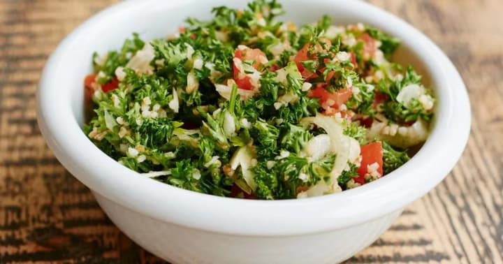 chto-prigotovit-iz-ogurtsov-5-idei-na-kazhdii-den