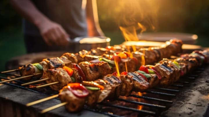 shashlik-without-harm-to-the-stomach-how-to-eat-properly-and-what-to-combine-with