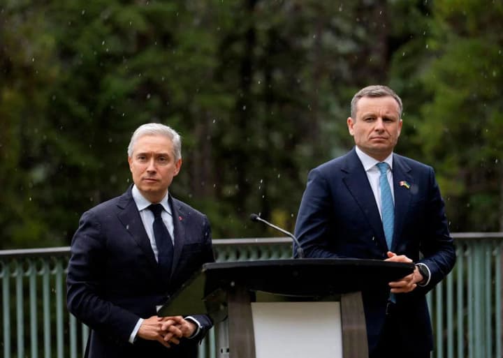 kanada-rasschitivaet-pomoch-ukraine-reformirovat-pensionnuyu-sistemu-shampan