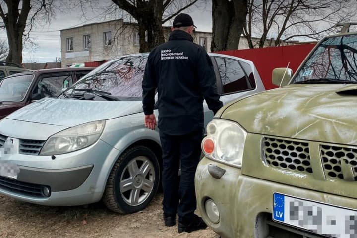 cars-weapons-body-armor-half-a-billion-worth-of-contraband-was-imported-into-ukraine-as-humanitarian-aid