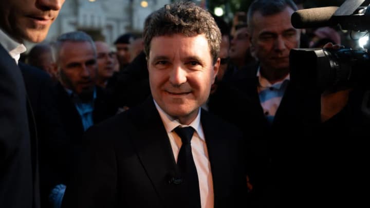 obranyi-prezydent-rumunii-zaperechyv-mozhlyvist-vidpravky-viisk-do-ukrainy-politico