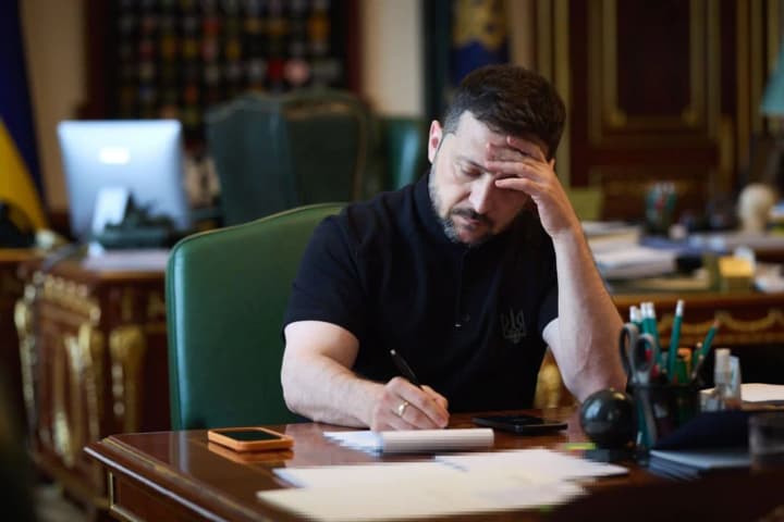 for-the-production-of-artillery-and-drones-zelensky-ordered-to-provide-additional-funding