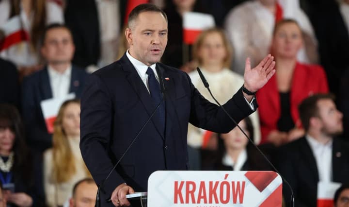 smertelno-nebezpechno-tusk-pro-hotovnist-kandydata-u-prezydenty-polshchi-navrotskoho-vidmovyty-ukraini-u-vstupi-v-nato