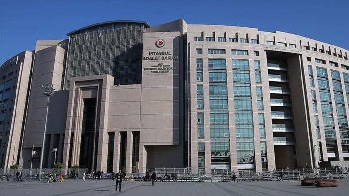 70-chynovnykiv-zatrymaly-u-stambuli-po-spravi-pro-koruptsiiu-v-munitsypaliteti-anadolu