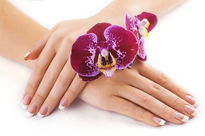 manicure-and-pedicure-main-trends-of-summer-2025