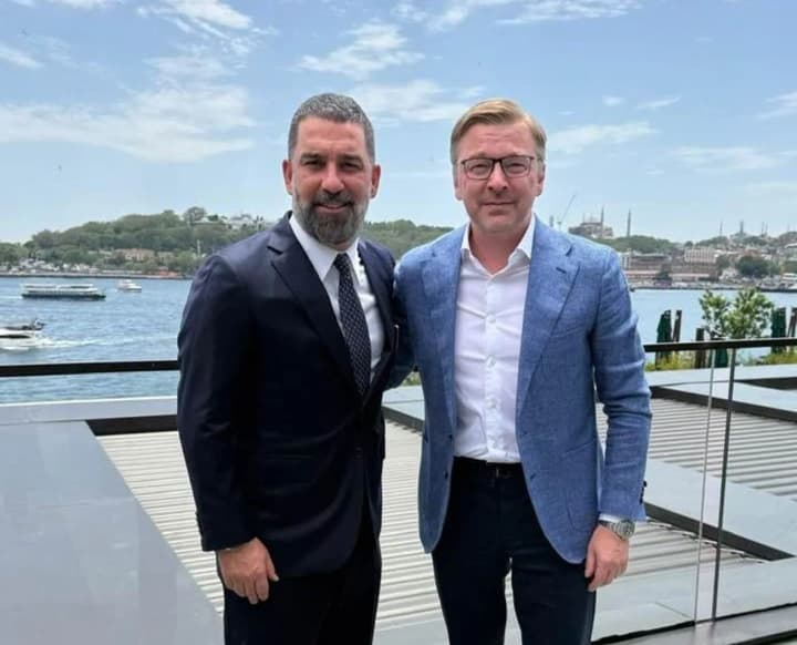 arda-turan-ocholyv-donetskyi-shakhtar-kontrakt-na-dva-roky