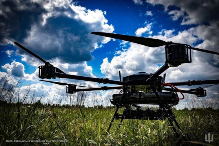 166-boevikh-stolknovenii-na-fronte-vrag-nanes-912-udarov-dronami-i-3237-artobstrelov