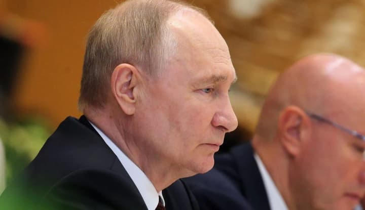 putin-trebuet-ostanovit-rasshirenie-nato-v-obmen-na-prekrashchenie-ognya-v-ukraine-reuters