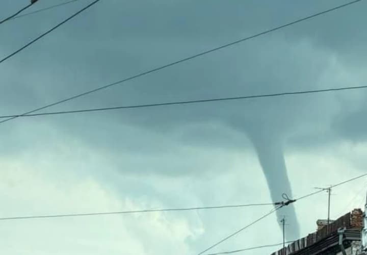 u-tsentri-chernihovi-pomityly-smerch-ekspert-poperedzhaie-pro-mozhlyve-zbilshennia-takykh-yavyshch-vlitku