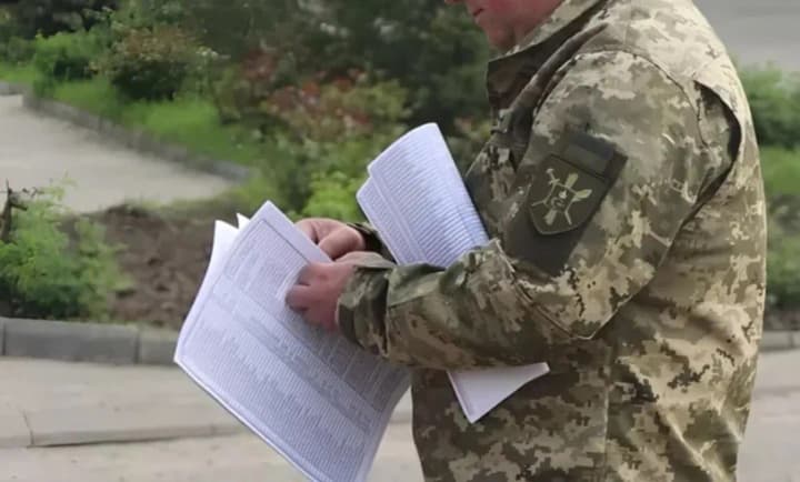 komanduvannia-sukhoputnykh-viisk-pochynaie-publichno-zvituvaty-pered-suspilstvom-pro-robotu-ttsk