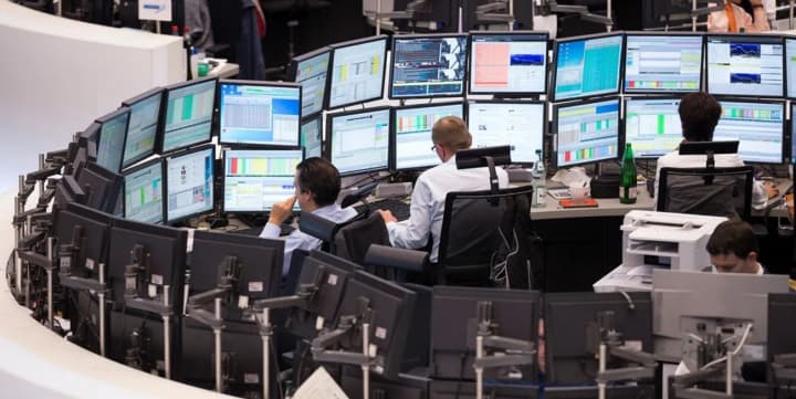 european-markets-soar-amid-problems-in-the-us-trumps-policy-pushes-investors-to-europe