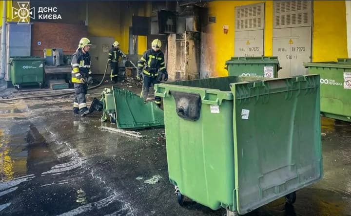 a-fire-broke-out-on-the-territory-of-a-shopping-center-in-obolon-kyiv-what-is-known