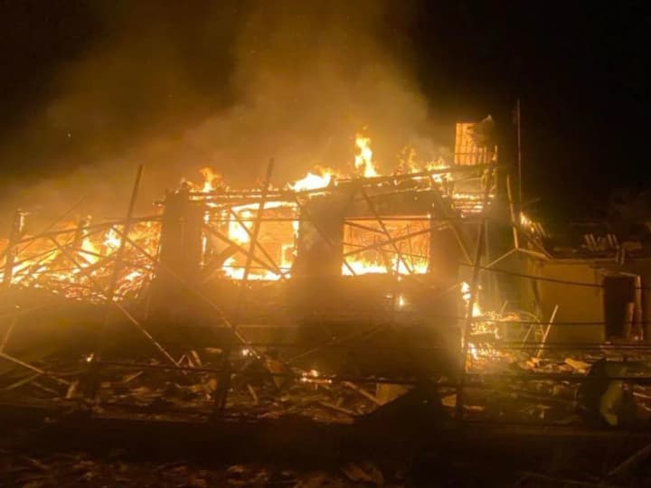 armiia-rf-trychi-vdaryla-po-kostiantynivtsi-250-kilohramovymy-bombamy-zahynula-zhinka-chetvero-poranenykh