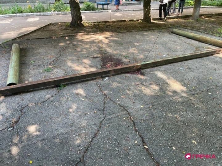 a-metal-dryer-fell-on-a-5-year-old-child-in-kropyvnytskyi-the-police-are-investigating-the-case