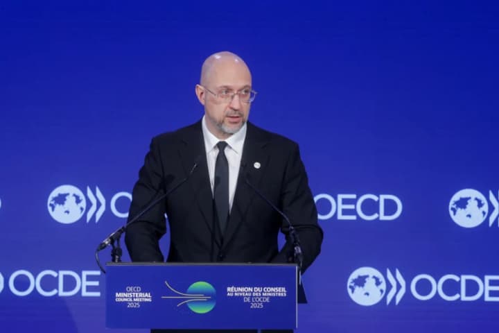 ukraina-rozrakhovuie-pryiednatys-do-oesr-nastupnoho-roku-shmyhal