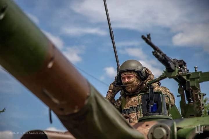 na-fronti-134-boi-za-dobu-okupanty-skynuly-74-kaby-ta-zavdaly-1334-udary-dronamy-kamikadze