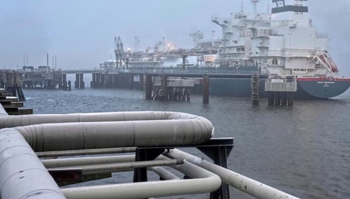 frantsiia-ta-belhiia-poky-vidmovliaiutsia-pidtrymuvaty-zaboronu-briusselia-na-haz-z-rf