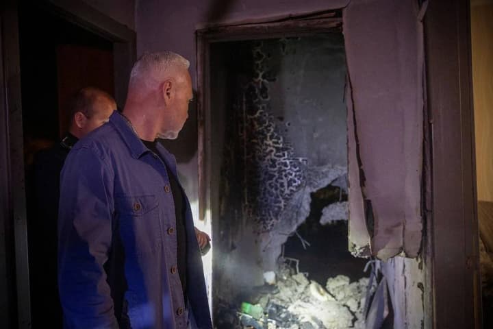 combined-shelling-of-kharkiv-apartments-are-on-fire-there-are-wounded-including-a-13-year-old-child