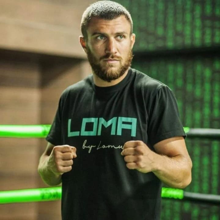 ukrainskyi-bokser-vasyl-lomachenko-oholosyv-pro-zavershennia-kariery