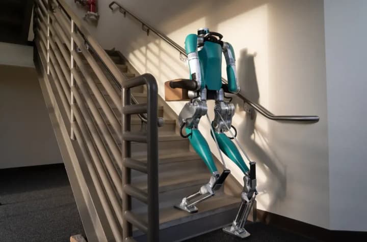 maibutnie-vzhe-poruch-amazon-hotuie-robotiv-do-dostavky-posylok