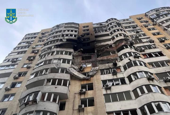 ataka-rf-na-stolitsu-uzhe-22-postradavshikh-sredi-kotorikh-rebenok