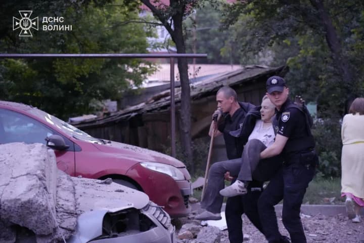 russian-attack-on-lutsk-already-16-injured-two-missing