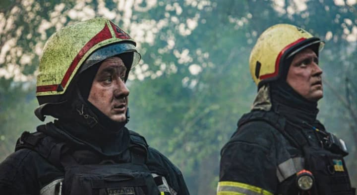 kharkiv-is-experiencing-the-most-powerful-combined-attack-of-all-time-more-than-40-explosions-hitting-a-multi-story-building-people-may-be-under-the-rubble