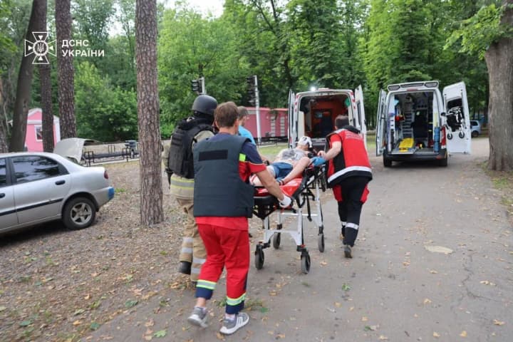 udar-po-kharkovu-kolichestvo-postradavshikh-vozroslo-do-18