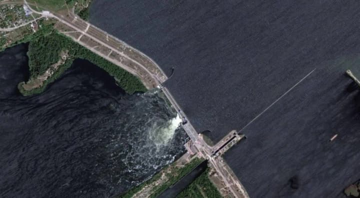 rosiiany-vlashtuvaly-vystavu-na-chest-pidirvanoi-nymy-zh-kakhovskoi-hes