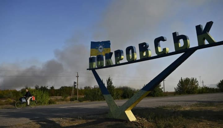 rosiiany-velykymy-sylamy-aktyvno-ydut-za-trasu-pokrovsk-kostiantynivka-trehubov