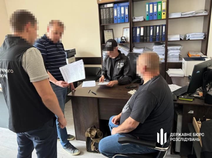 pryvlasnyv-ponad-12-mln-hrn-eks-kerivnyka-upravlinnia-viiskovoi-lohistyky-pidozriuiut-u-bezpidstavnomu-nabutti-aktyviv