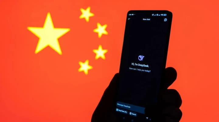 v-kytai-ai-chatboty-vymknuly-rozpiznavannia-foto-pid-chas-mistsevoho-zno-ispytu-haokao