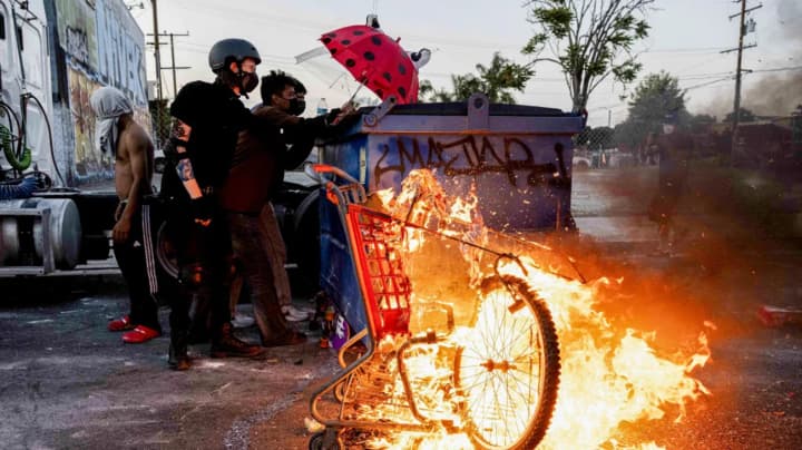 mer-los-andzhelesa-zvynuvatyv-administratsiiu-trampa-u-provokuvanni-khaosu-ta-eskalatsii-pid-chas-protestiv