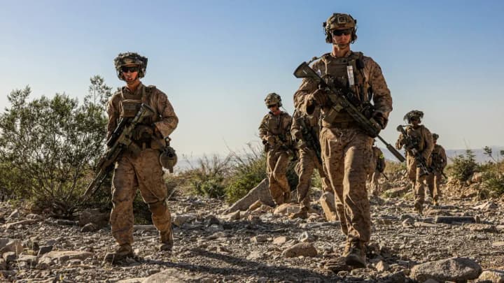 pentagon-perebrasivaet-700-morpekhov-v-los-andzheles-iz-za-protestov