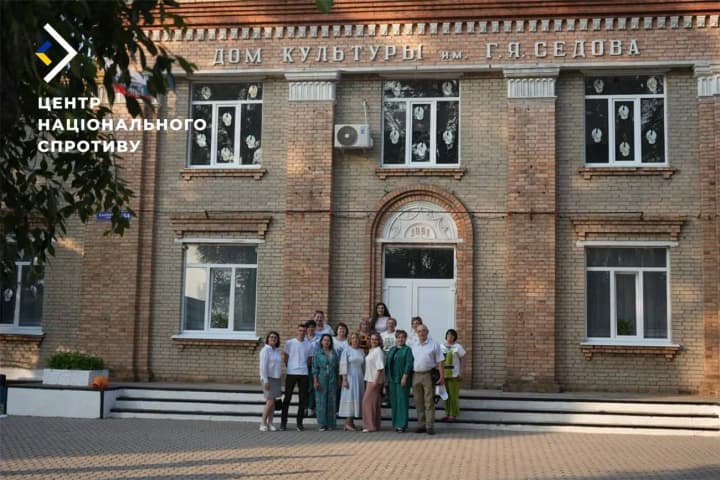 na-tot-donechchyni-kerivnykiv-departamentiv-kultury-vchat-rusyfikuvaty-ukraintsiv-tsns