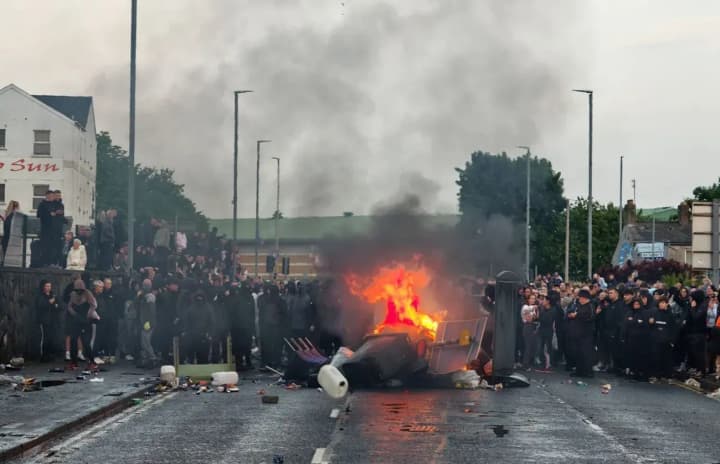a-second-night-of-riots-in-northern-ireland-over-the-alleged-rape-of-a-girl