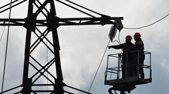 na-khersonshchyni-vvodiat-hrafiky-vidkliuchennia-svitla