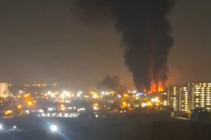 an-explosion-occurred-at-tehran-airport-media-reports-a-large-scale-fire