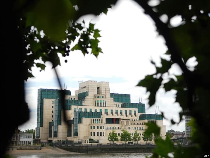 brytaniia-vpershe-v-istorii-pryznachyla-kerivnykom-mi-6-zhinku-khto-ocholyt-spetssluzhbu